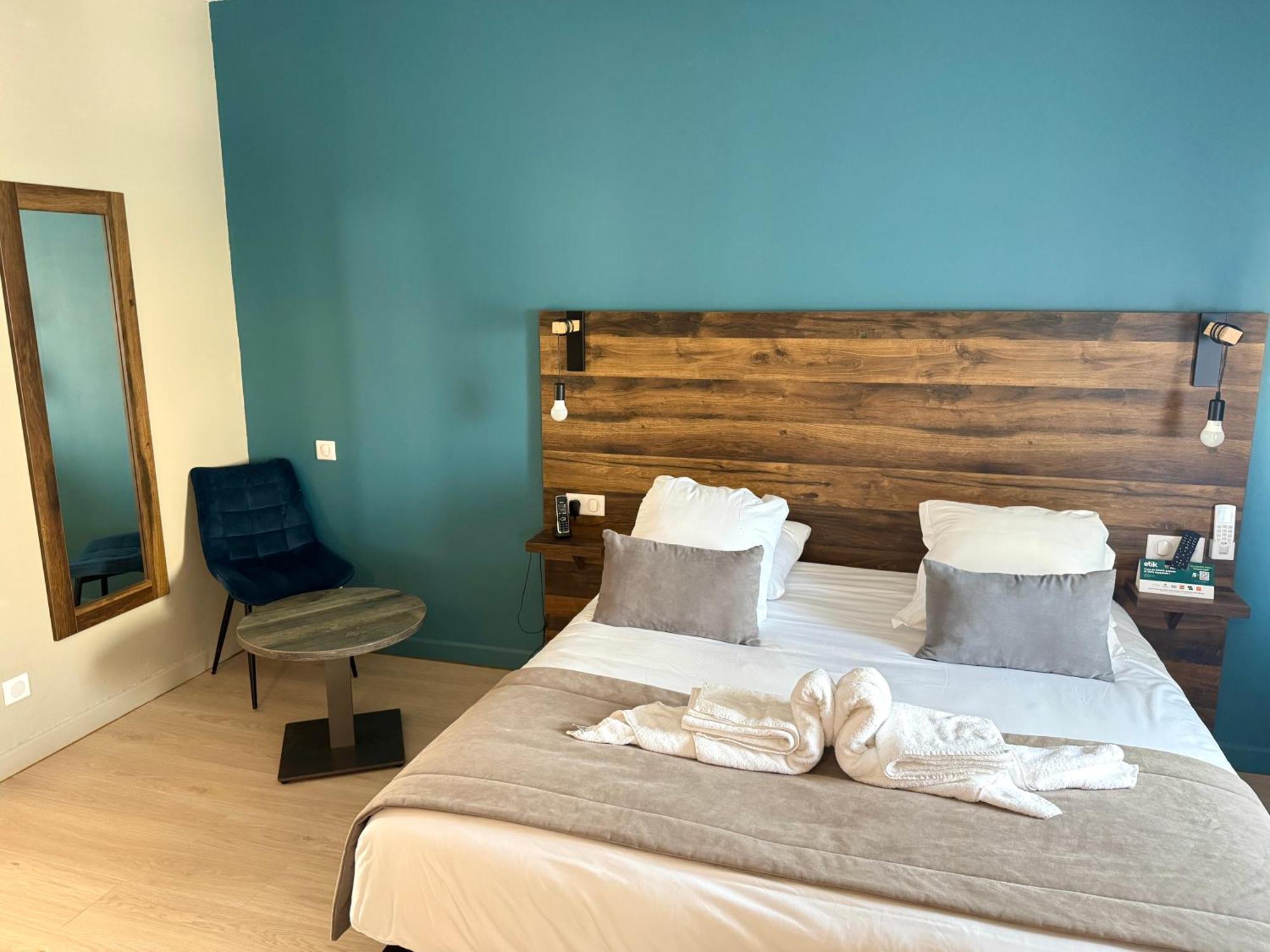 Logis Hotel De La Poste Вітрі-ле-Франсуа Екстер'єр фото